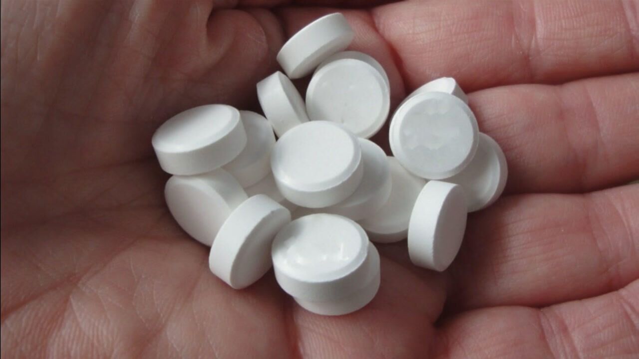 布洛芬颗粒是退烧药吗?医生直言:它还有这些作用