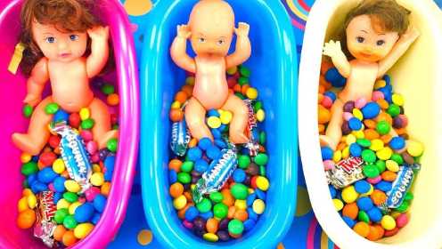 好吃的糖果：在三个神奇的浴缸中倒入糖果，洗个糖果澡