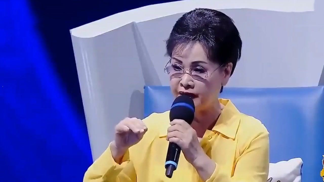 尚雯婕演唱外语歌,李谷一直言:你是中国人!李谷一教学严厉片段