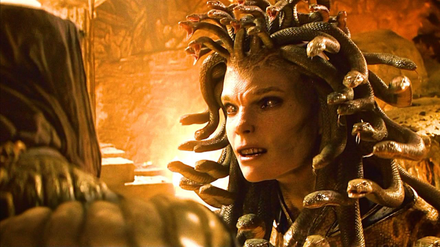 人首蛇身美杜莎,一眼即可石化万物!