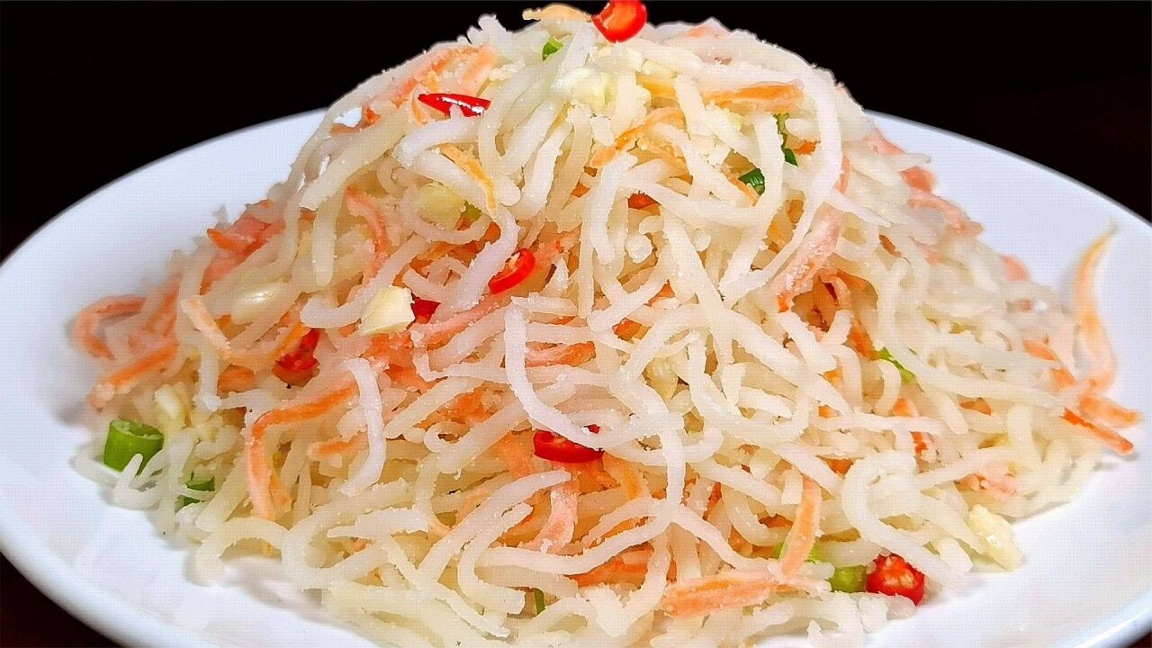 蒸土豆丝的正确做法,按着这个步骤来,根根分明,不粘也不坨