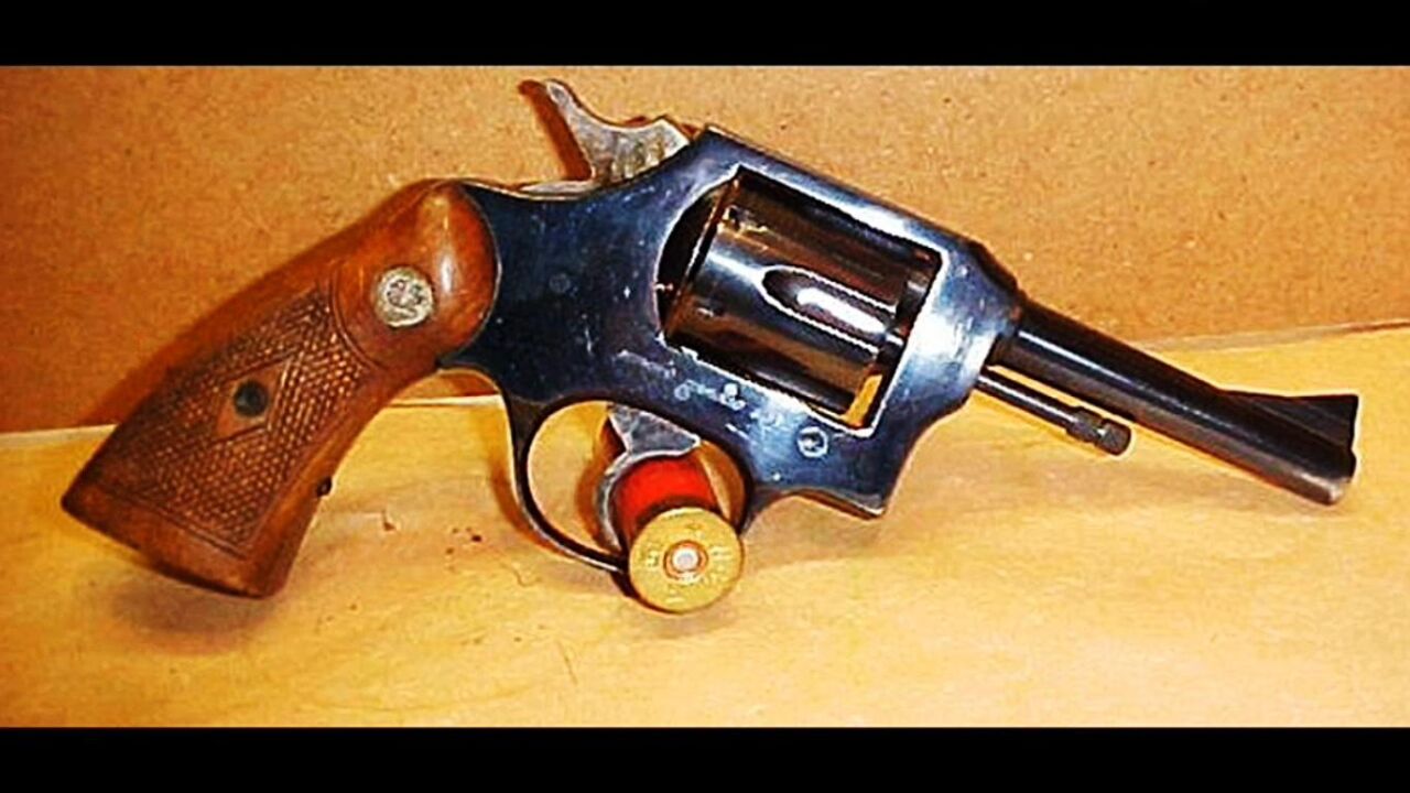 日本 弥勒0.38英寸警用转轮手枪