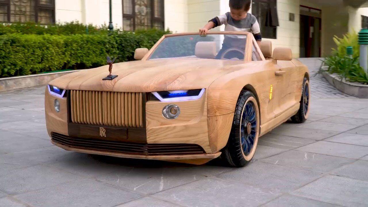 越南超级奶爸花68天时间,纯手工给儿子打造木制劳斯莱斯玩具跑车