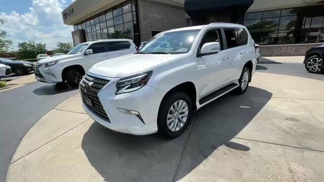 2022款雷克萨斯gx460到货,看这外观和配置,给我一个不买的理由