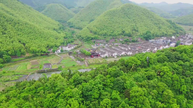 奉化大堰第一村,山環水繞,還有地質奇觀