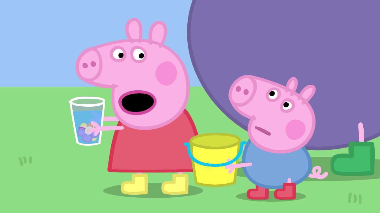 【小猪佩奇】佩奇自己做了香水,效果很成功,真是个聪明的小猪