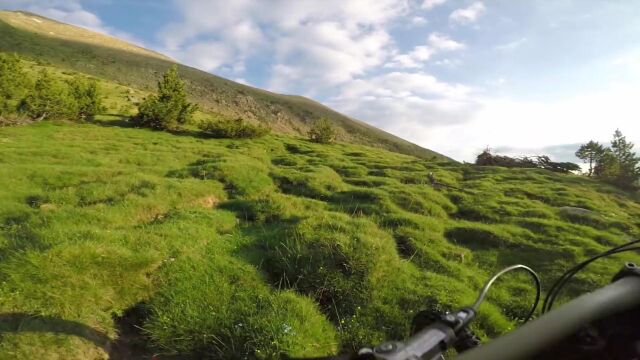 山川,草原,山地自行车郊游