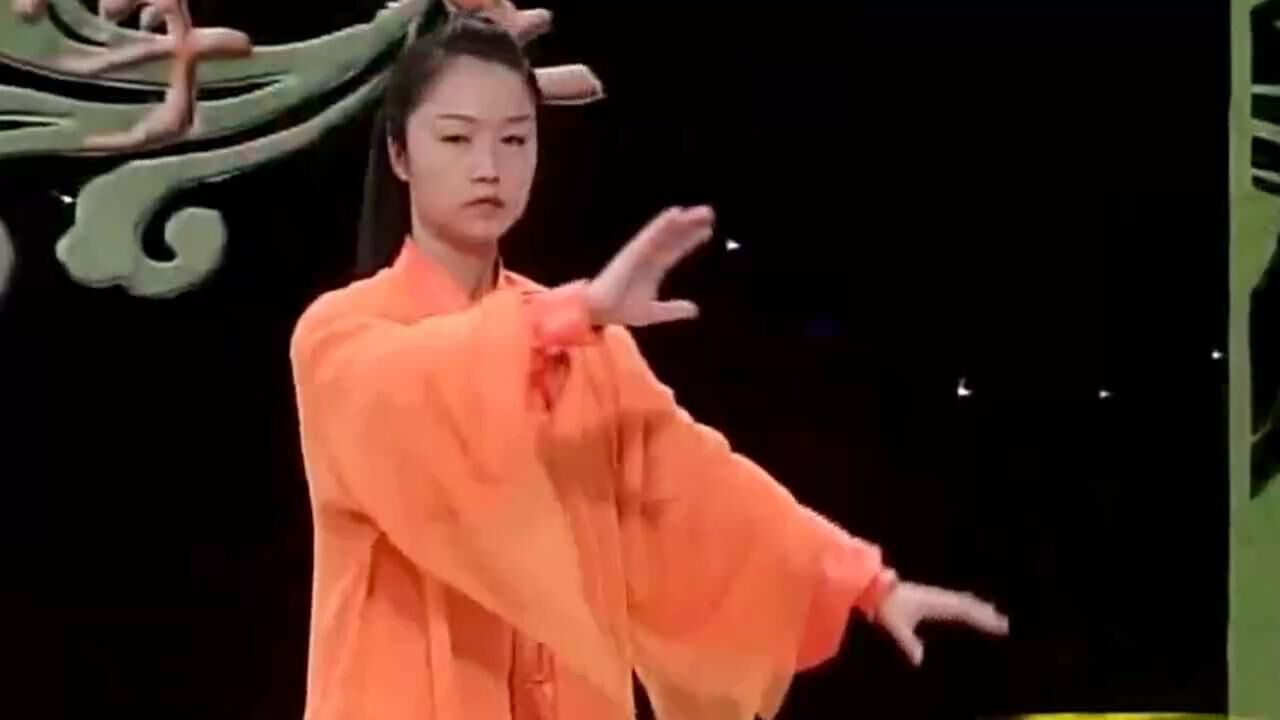 四十八式太极拳演练：邱慧芳_高清