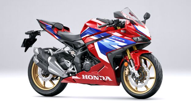 Honda 2023 新一代 CBR250RR 本土版