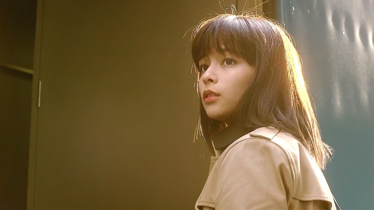 漂亮女白领跑到山村民宿寻短见,却被村民治愈,电影《天国遥遥》