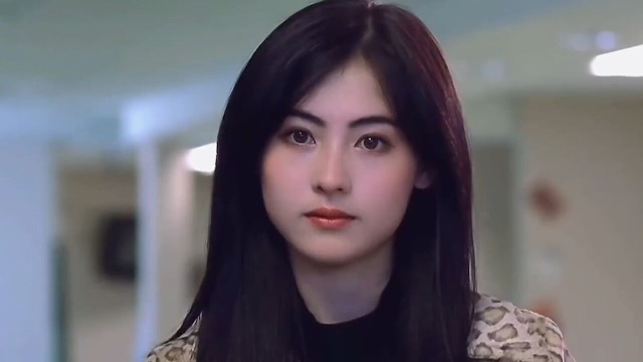 42岁张柏芝分享摩登美照02绽放甜美笑容侧颜精致