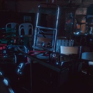 家家為懸疑劇《模仿犯》演唱片尾曲《輕傷》，吳慷仁、柯佳嬿主演