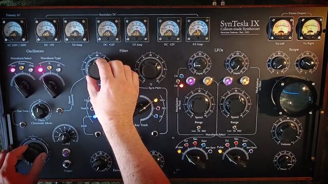 SynTesla IX DIY Synthesizer DEMO