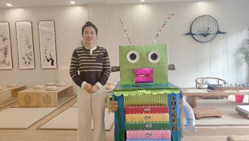 潍坊市潍城区望留中心学校附属幼儿园自制玩教具——多功能机器人