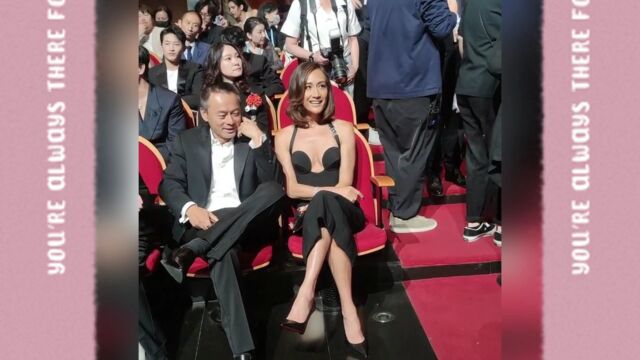 MaggieQ李美琪亮相上影节闭幕,这身穿扮太惊艳了,时尚又前卫