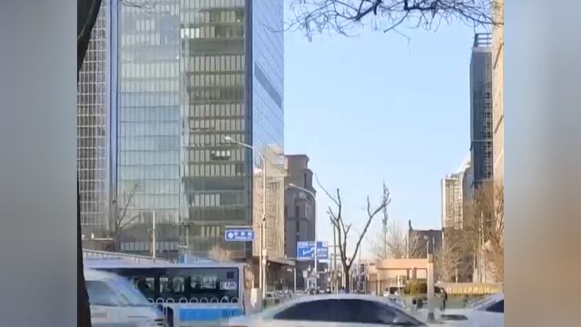 商务部:持续深化国家服务业扩大开放综合示范区建设