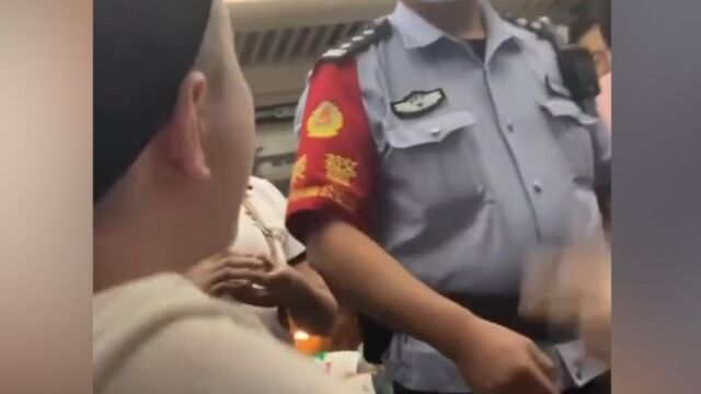 男子霸座称年薪千万叫嚣让乘警坐牢,合肥铁路公安:行政拘留