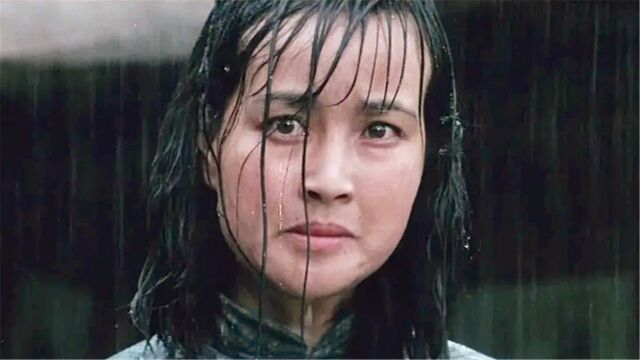 封禁35年的国产神作,几经删减才得以上映,导演拍得够大胆