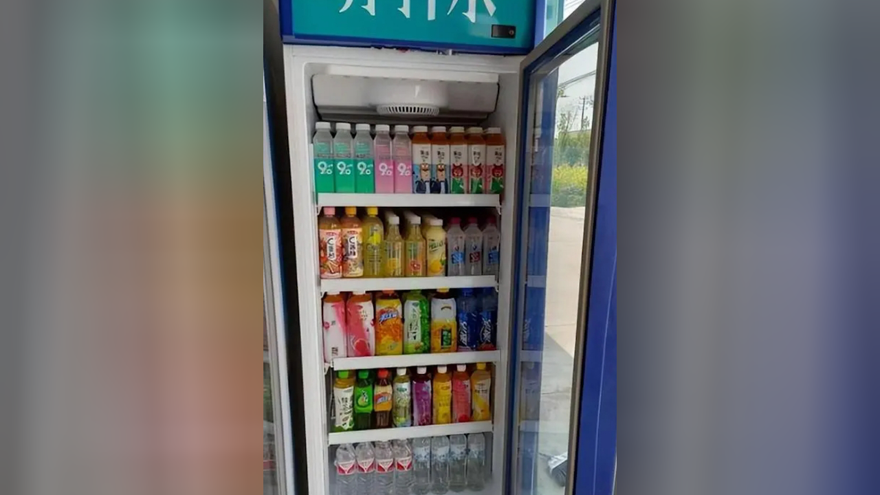 娃哈哈全力投放线下冰柜,宗馥莉接棒后"第一枪"突击终端铺货