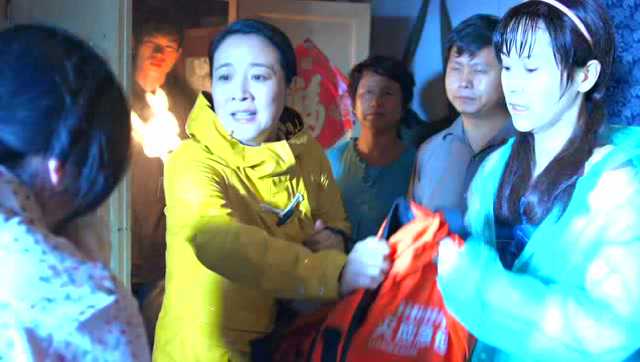 女不强大天不容 1集