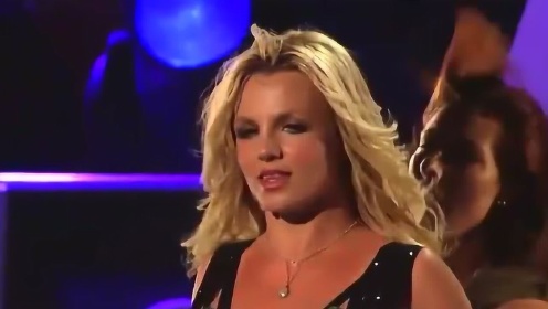 Britney Spears《Till The World Ends》现场版