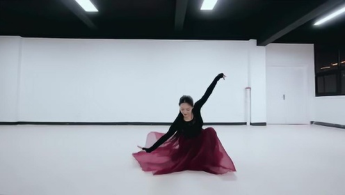 【宁波起舞舞蹈】DAISY翻跳周雨奇老师编舞《蕃社姑娘》视频，红纱裙美极