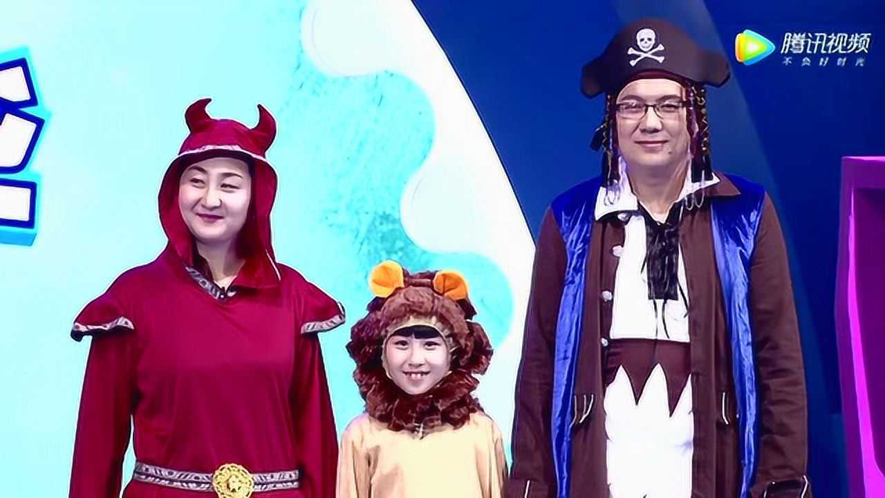 萌正太豪哥cos齐天大圣现场变身神射手帅炸