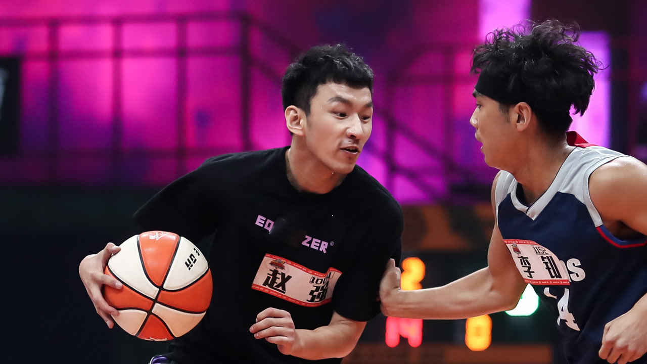 【球员vcr】亚洲街球王赵强,现场"炒菜"胯下运球看花眼