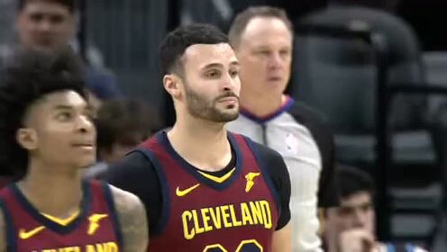 《NBA全场回放》【原声回放】独行侠vs骑士第4节 博班站桩式投篮