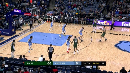 《NBA全场回放》【原声回放】雄鹿vs灰熊第3节 杰克逊无解发挥打懵雄鹿