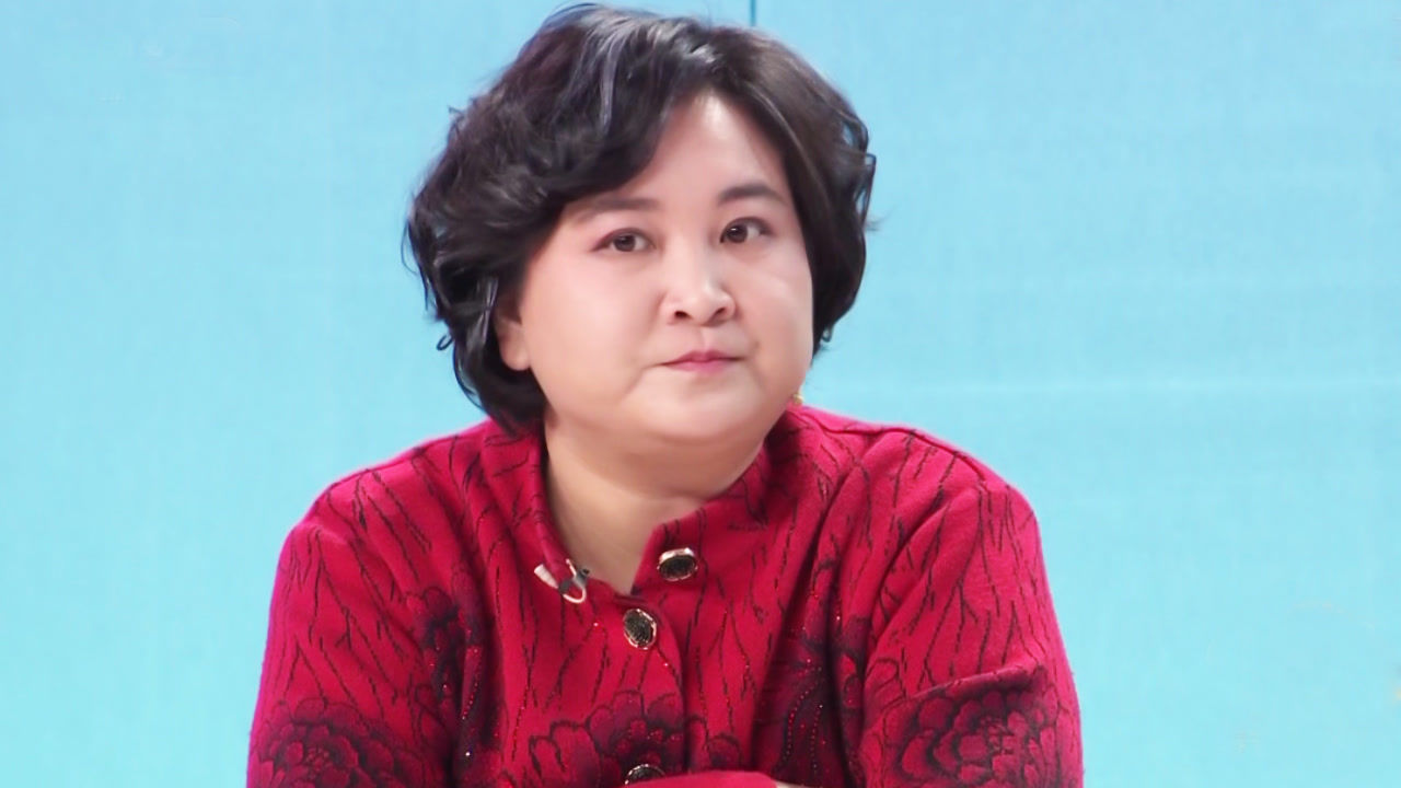 请点击重试点击重试广告贾玲张小斐变婆媳,吃顿饭就上演婆媳矛盾2020