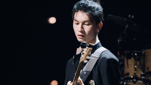 明日之子乐团季纯享张旸吉他solo