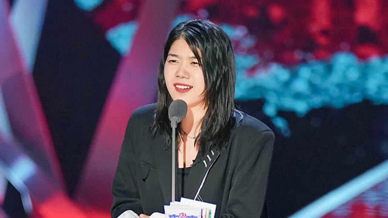 脱口秀女王→杨笠纯享合集_【杨笠】再出金句→女性也可以很多样_综艺_高清完整版视频在线观看_腾讯视频