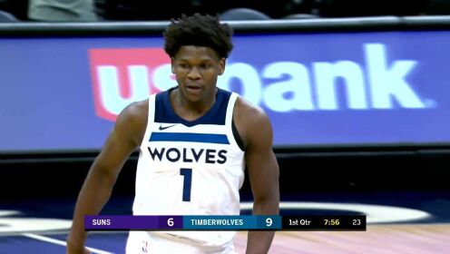 《NBA全场集锦》状元秀的嗅觉 爱德华兹抢断单臂劈山
