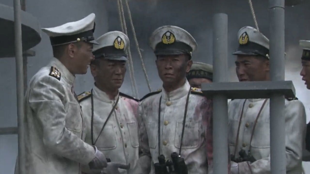 《东方战场》cut连连看_《东方战场》第三十四集01:中山舰为阻止日军,被炸得浑身是伤,失去了行动能力,中山舰舰长誓要与军舰共存亡_电视剧 ...