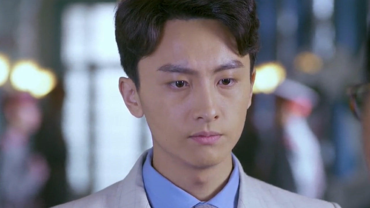 《尖锋之烈焰青春》第20集03:刘兆恩抱着夏若宁去医院,刘兆恩为夏若宁