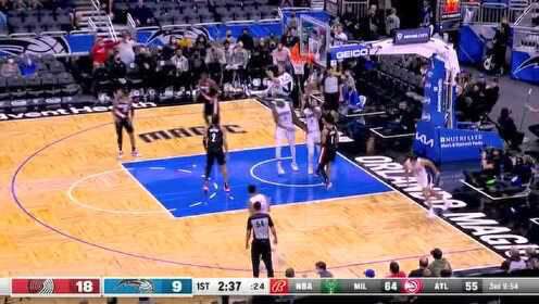 《NBA全场集锦》一老一少先后建功 哈里斯自投自抢+萨格斯突破上篮连得4分
