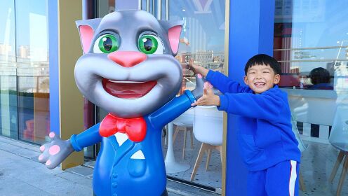 第51话 明明去汤姆猫乐园找圣诞礼物