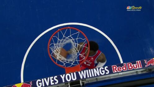 《费城76人》秀出天际 泰勒篮下勾手打成2+1