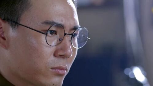 烈火战士-18:瑞年特意去拜访关静宜的日本间谍吃了闭门羹.