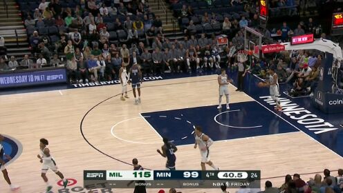 《NBA全场集锦》最后32秒字母哥直接将球放到界外 用失误换打卡下班