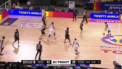 《FIBA》为沙特人找回面子！阿里舒巴利高难度三分一发入魂