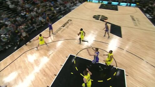 《NBA全场集锦》如此轻松写意 巴恩斯飘移中投2+1球进哨响