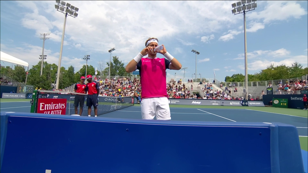 atp多伦多大师赛第4日 福基纳 vs 鲁德 第3盘第1局