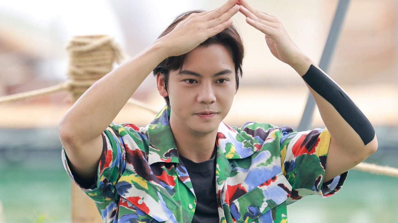 综艺童话#@william威廉陈伟霆再被巡逻队考察手势礼仪,"毛豆公主"