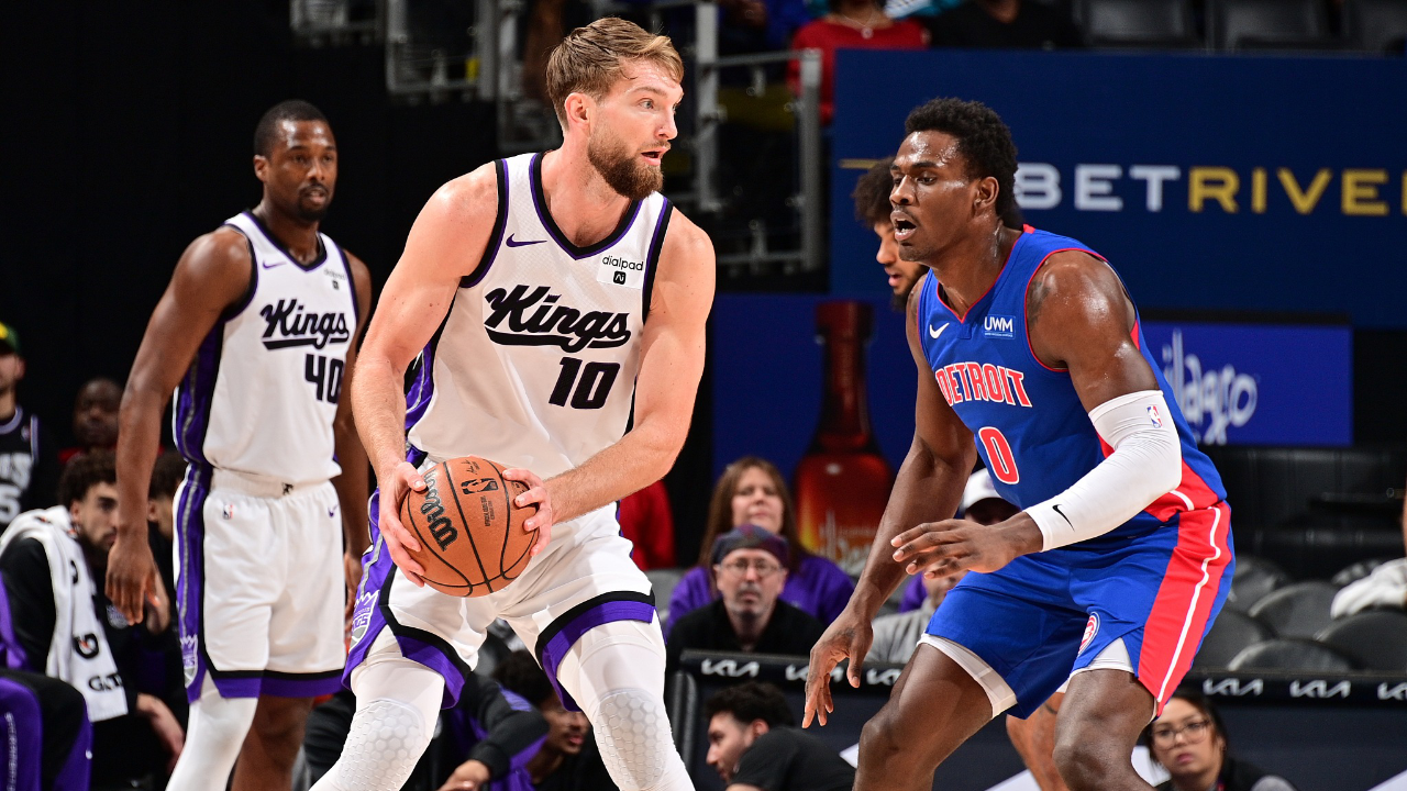 110活塞 萨博尼斯三双福克斯26分国王翻盘活塞