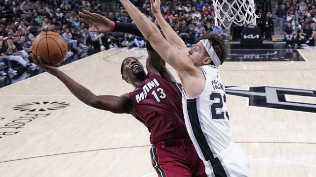 阿德巴约vs马刺集锦 砍下24+11全面表现掌控比赛