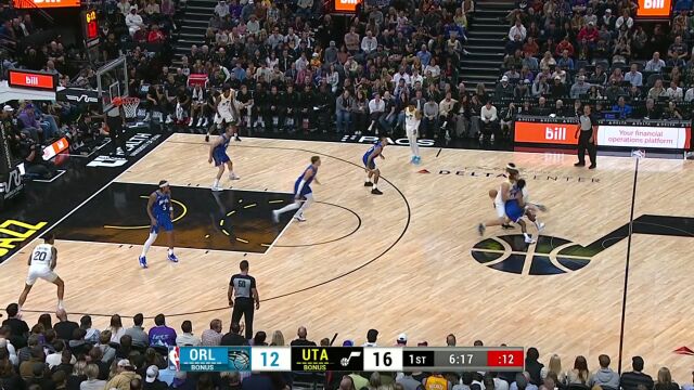 积极就有用！克拉克森自投自抢进攻篮板补篮打进2分