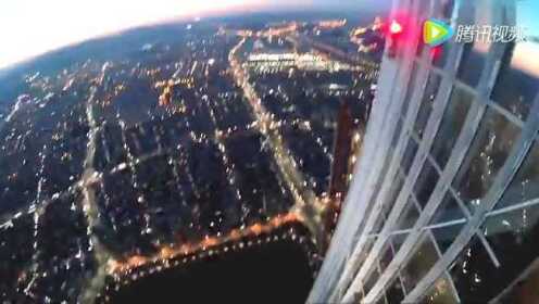 （恐高症慎入）俄罗斯青年攀爬韩国乐天大厦（555米）
