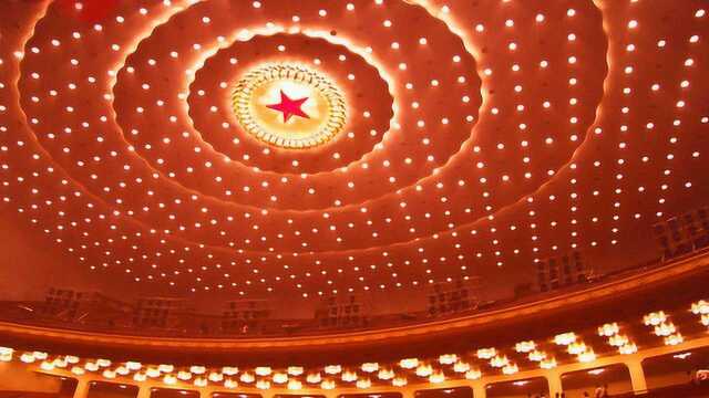 艺视中国丨人民大会堂悬挂"红色江山",出自他的手笔 单国栋